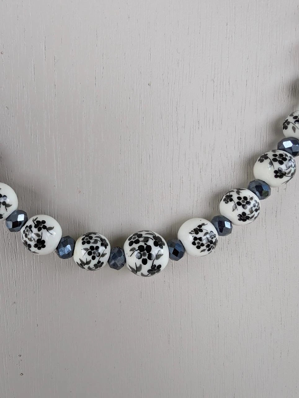 Conjunto collar y pendientes con perlas de flores en cerámica PA1048 – photo 3